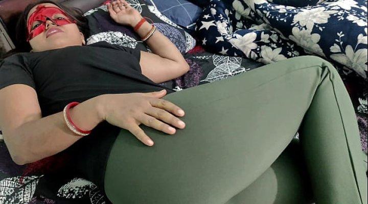 Real Desi Jija-Sali Hardcore Romantic Sex Video With Hindi Talking