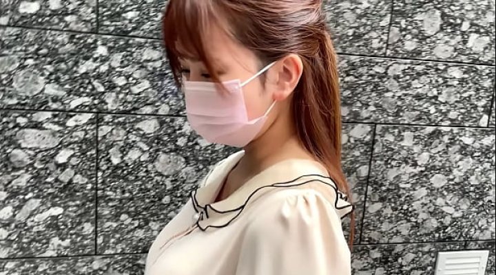 Https://Bit.ly/3Cf6Oql　ハメ撮り　抜群のプロポーションを持つOlとハメ撮りセックス。Mな性格なのでセックスの時はイジめられたいらしい。受付嬢として働いている彼女は上司のチンポもすんなり受付ちゃうし求めちゃう。