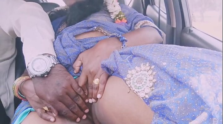 Beautiful Housewife Cheating Husband Romance With Car Driver. Telugu Dirty Talks.