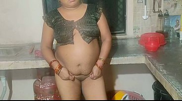 Padosi Ne Meri Aaj Chudai Ki Hindi Audio