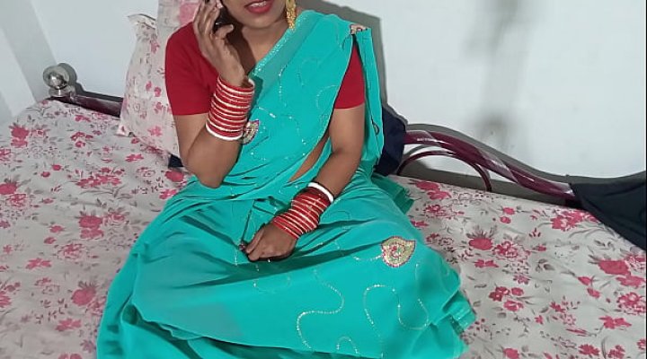 बंगाली भाभी ने मकान मालिक से चुदवाकर घर का किराया माफ़ कराया  Indian Bengali Xxx साफ हिंदी आवाज  में