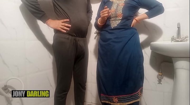 Xxx Punjabi Bhabhi Fucked By Bihari In The Bathroom During Smoke, Dirty Hindi And Punjabi Audio