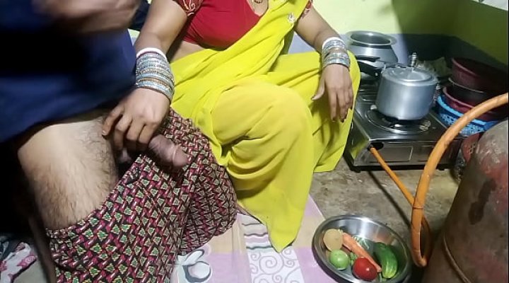 Dost Ki Biwi Ko Kitchen Me Doggy Style Me Choda.bengali Audio