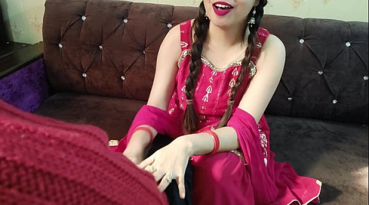 Indian Jija Se Saali Ne Manga Christmas Gift Lund Ko Muh Main Lekar Dabaaye Aapne Chuche Aur Gaand Faad Chudwaya Aapna Goora Ran