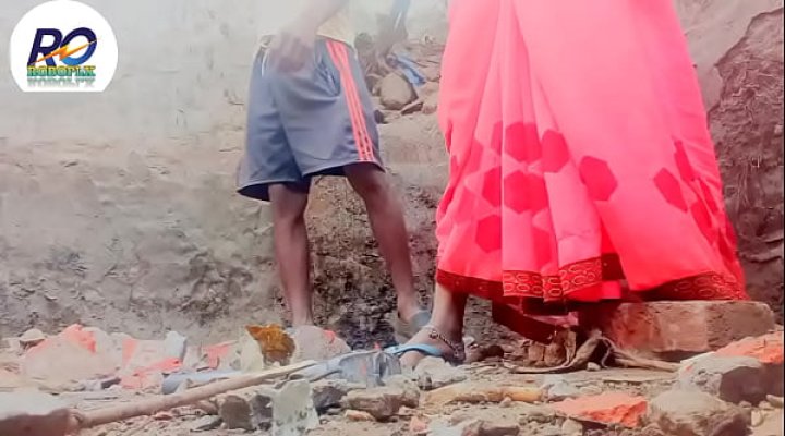 Bhabhi Ne Hathori Se Chudvai Karne Ke Baad Nahi Man Bhare To Apne Devar Se Gand Marai