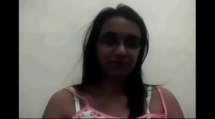 Homely Hyderabadi Indian Lady Getting Fully Nude On Cam - Day 1